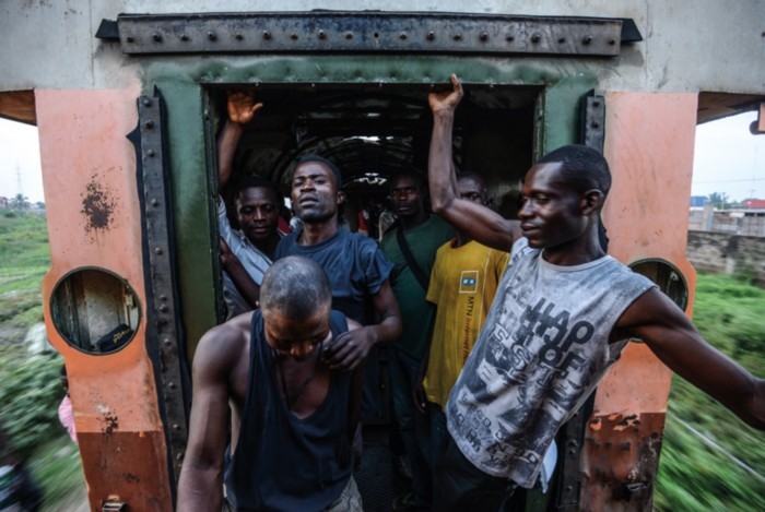 General Pop L Exposition Kinshasa Chroniques Nous Plonge Dans Le Train Train De La Capitale Congolaise